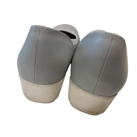 Bare Traps Womens Size 11 Gray Wedge Slip On Shoes Comfort 2 in Heel Gray Marily - Picture 4 of 6